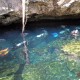 A merülés a Cenote bejáratánál sekély vízben kezdődik